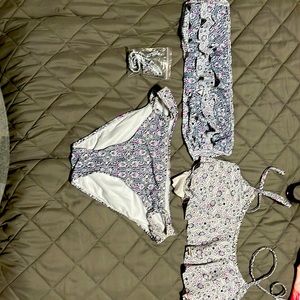 Bikini bottoms with two options for bikini top!  Gently used